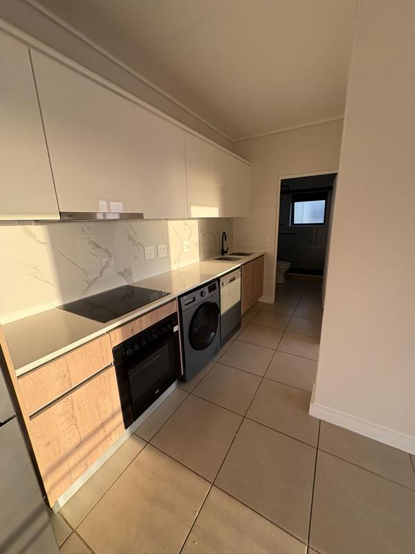 To Let 1 Bedroom Property for Rent in Richwood Western Cape
